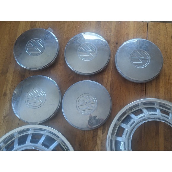 VW Trim Rings AND Hubcaps. 6 Trim Rings & 5 Hubcaps. Rings = 321.601.155.BYDM - Picture 7 of 16